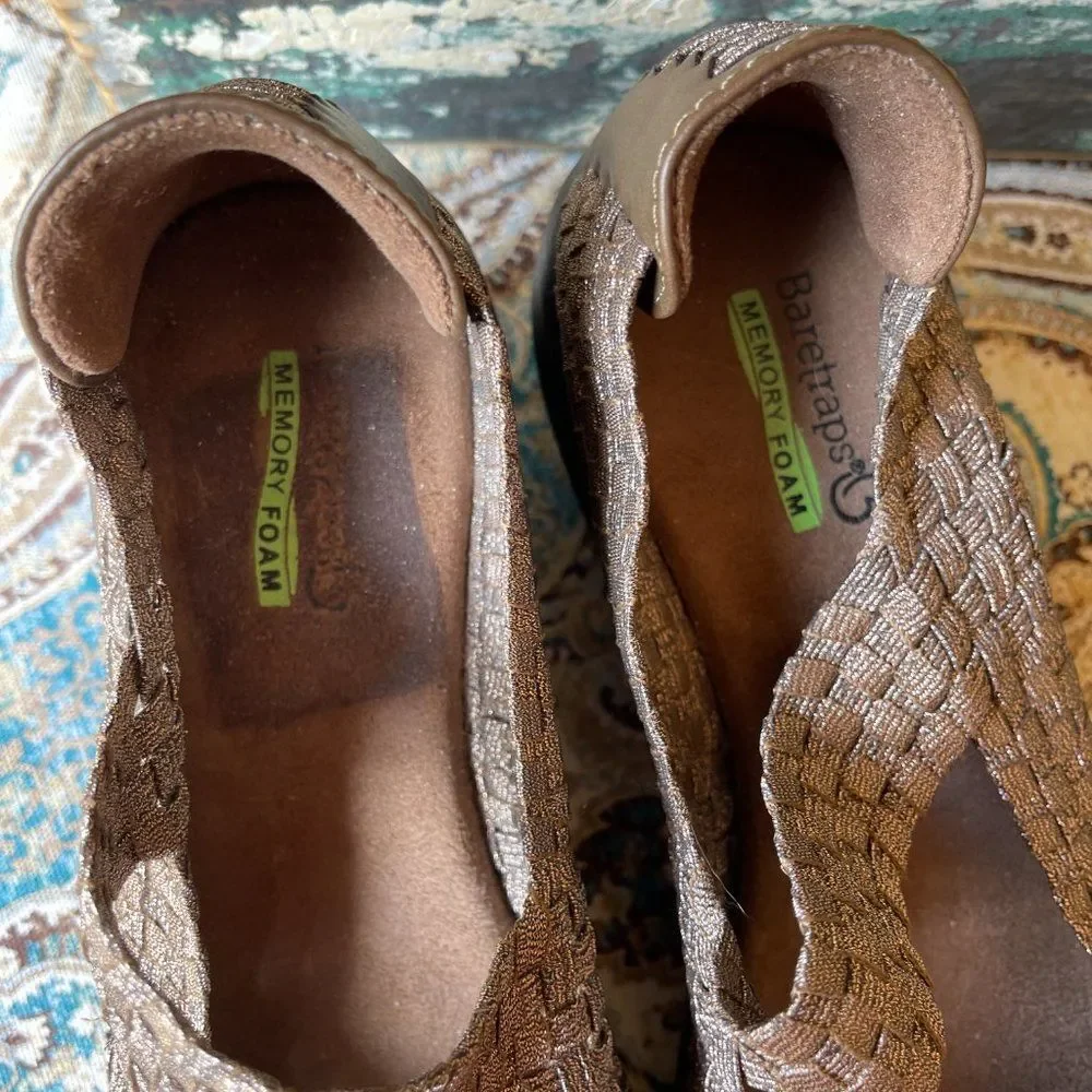 BareTraps Kassie Metallic Bronze Woven Mary Jane Wedge Shoes Size 9